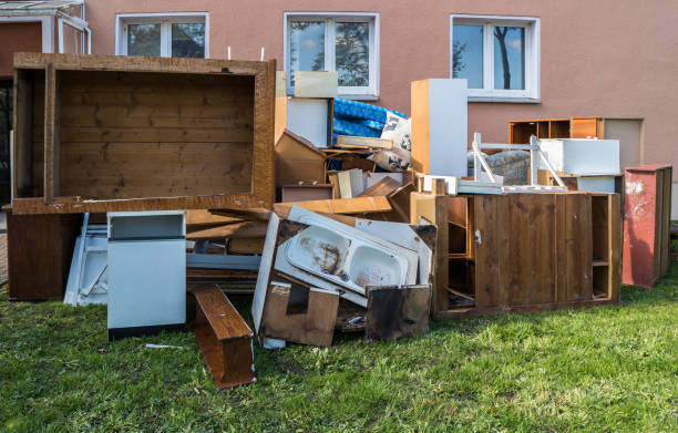 Best Yard Waste Removal  in Columbia Heights, MN
